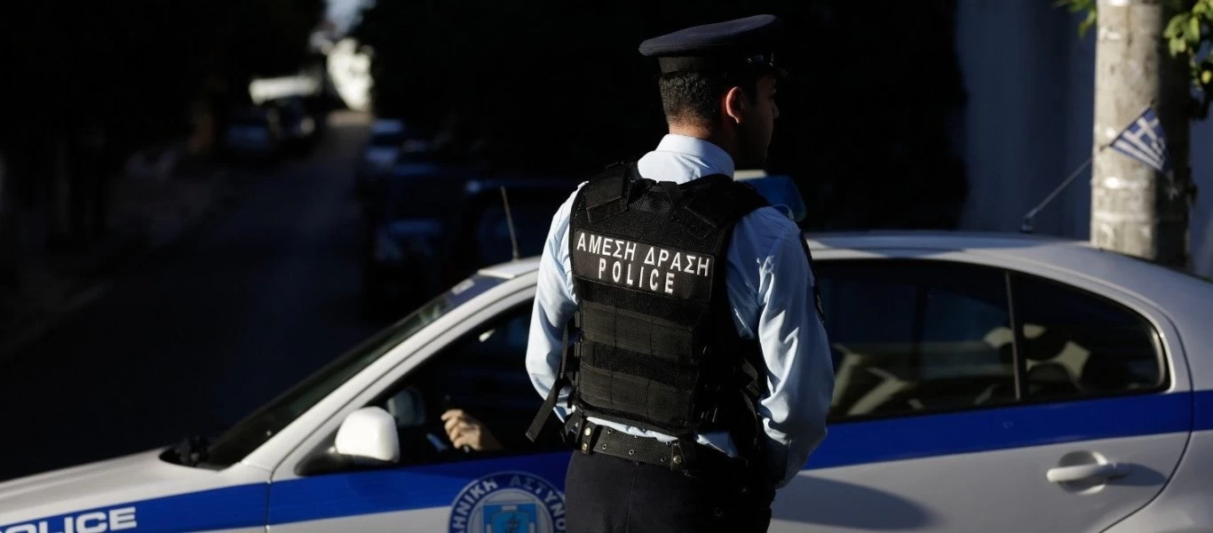 Καλοστημένη απάτη στην Θεσσαλονίκη - Απέσπασαν 80.000 ευρώ από ηλικιωμένη προσποιούμενοι τους τεχνικούς